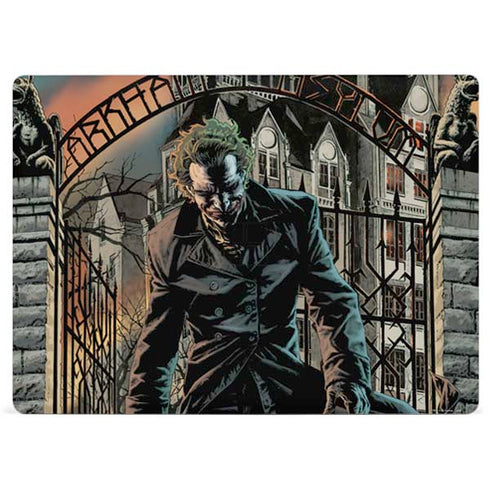 DC Comics The Joker Walking Dark Grounds Comic Art By Lee Bermejo Surface Laptop 2 Skin